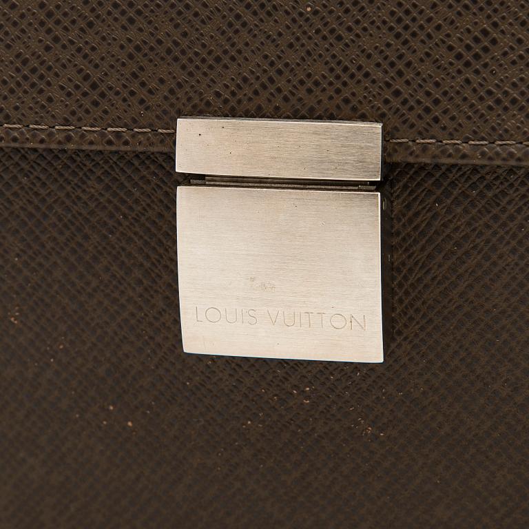 Louis Vuitton, väska/clutch, "Selenga".