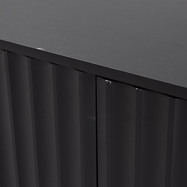 Mediabänk "Wave 3D", Decotique, samtida.