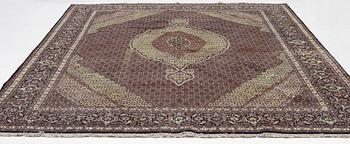 Carpet, oriental, Mahi Tabriz, 385x302 cm.