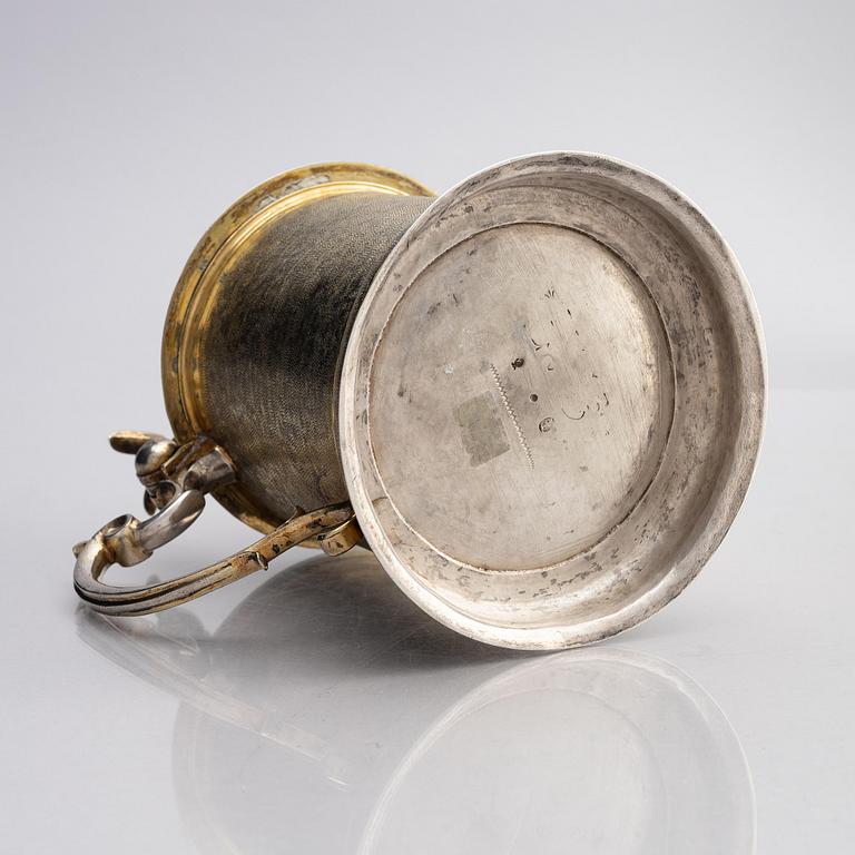 A German 17th century gilt-silver tankard, mark of Elias I Schifflen, Augsburg circa 1670.