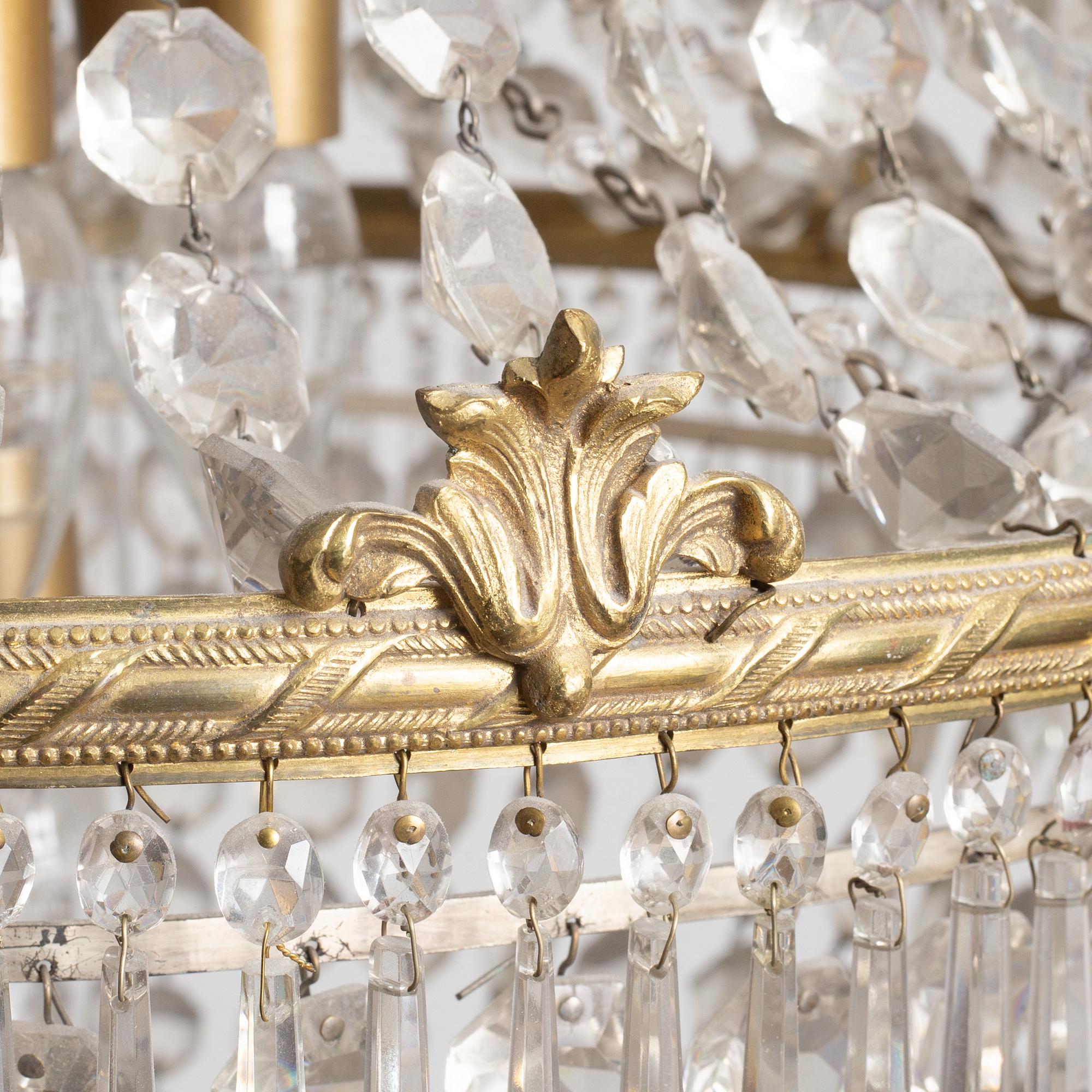 A chandelier, early 20th Century.