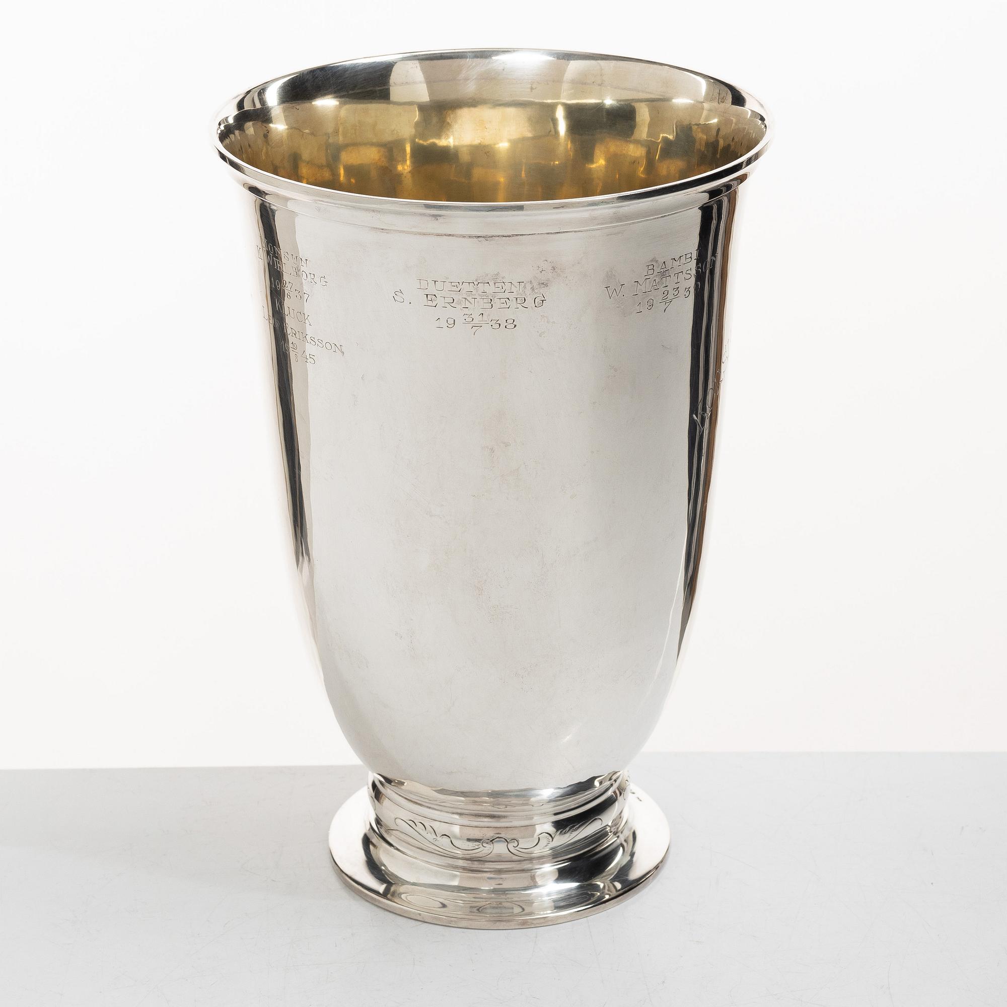 Guldsmedsaktiebolaget (GAB), A Swedish silver beaker/vase, Stockholm 1930.