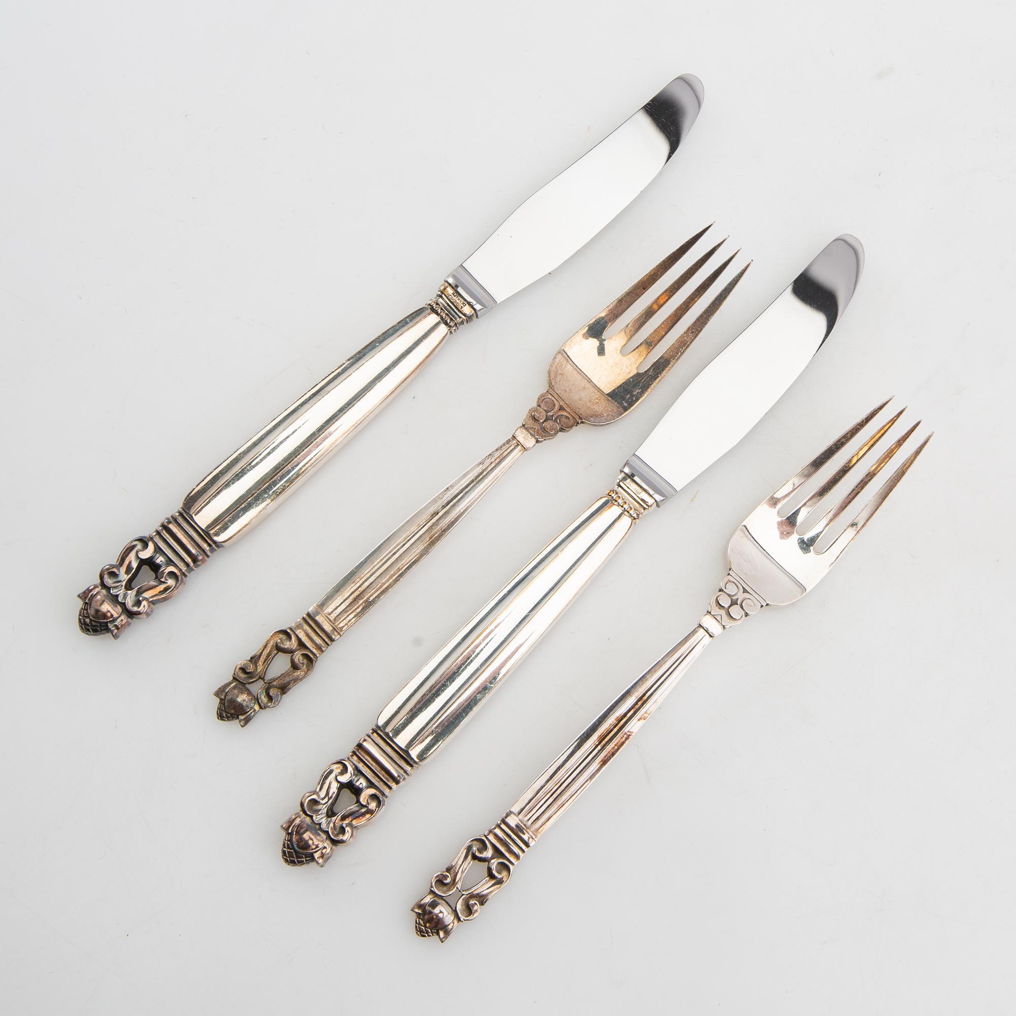 Johan Rohde, cutlery 24 pcs "Konge/Achorn" sterling silver for Georg Jensen after 1945.