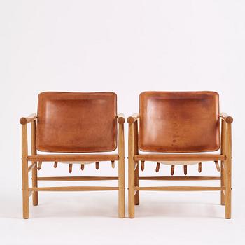 Kai Lyngfeldt-Larsen, a pair of safari chairs model "506", Søborg Møbelfabrik, Denmark, 1960s.