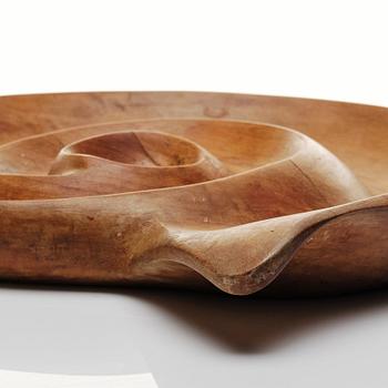 Russel Wright, an 'Oceana' sculpted wooden bowl, USA. Alva & Gunnar Myrdal Collection.