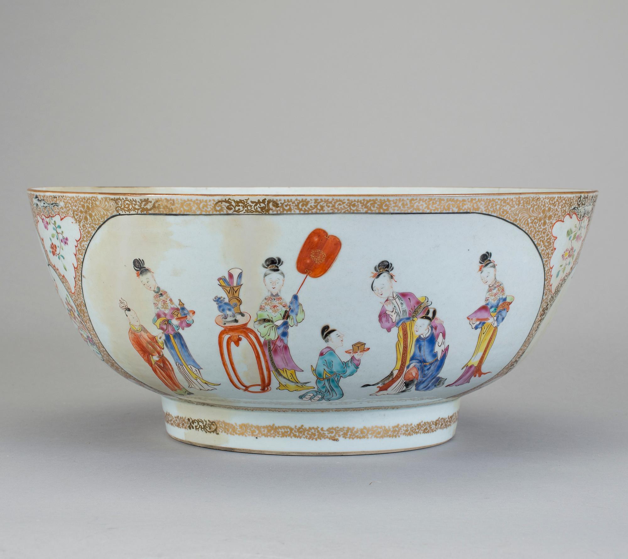 BÅLSKÅL, porslin, Qingdynastin, Qianlong (1736-95).
