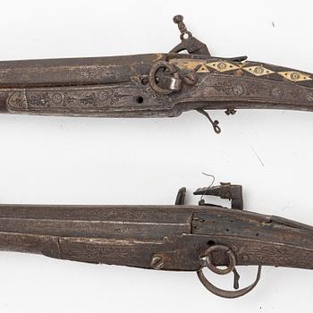Snapplåsgevär 2 st, Albanien, 17/1800-tal.
