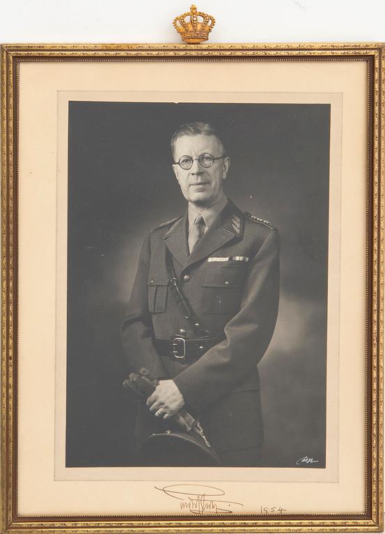 A set of two Royal photographs signed and dated 1954.
