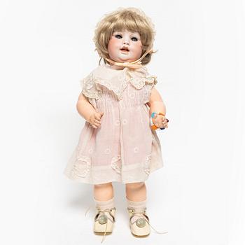Girl doll, marked 1914, Shoenau & Hoffmeister or Mengersgereuth, Germany, circa 1920s.