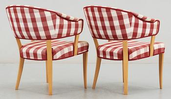 KARMSTOLAR, ett par, "Lata Greven", Carl Malmsten, Åfors Möbelfabrik, 1900-talets mitt.