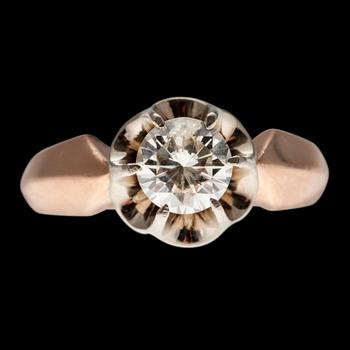 A RING, 583 gold, brilliant cut diamond c.1.00 ct L/I. Soviet Union. Size 18,5. Weight 5,6 g.