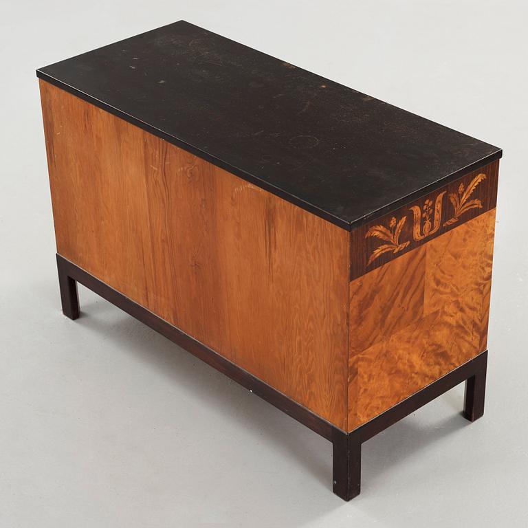 Carl Malmsten, a chest of drawers, Swedish Grace, Sweden 1920-30's.