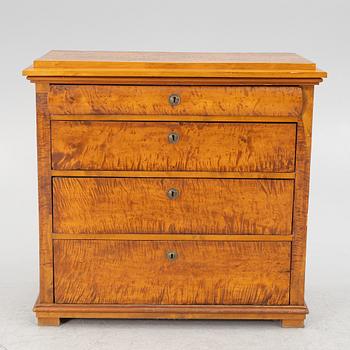A chest of drawers, 19th century.