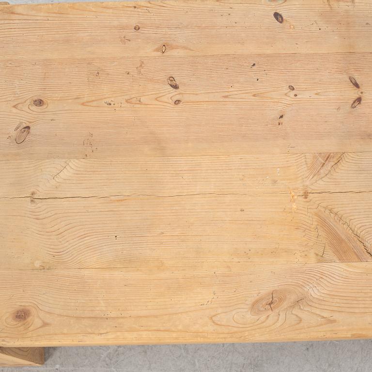 Table/bench, 20th century.