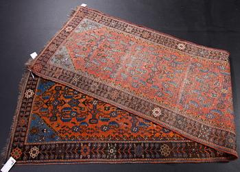 GALLERIMATTA, orientalisk. Ca 303 x 79.