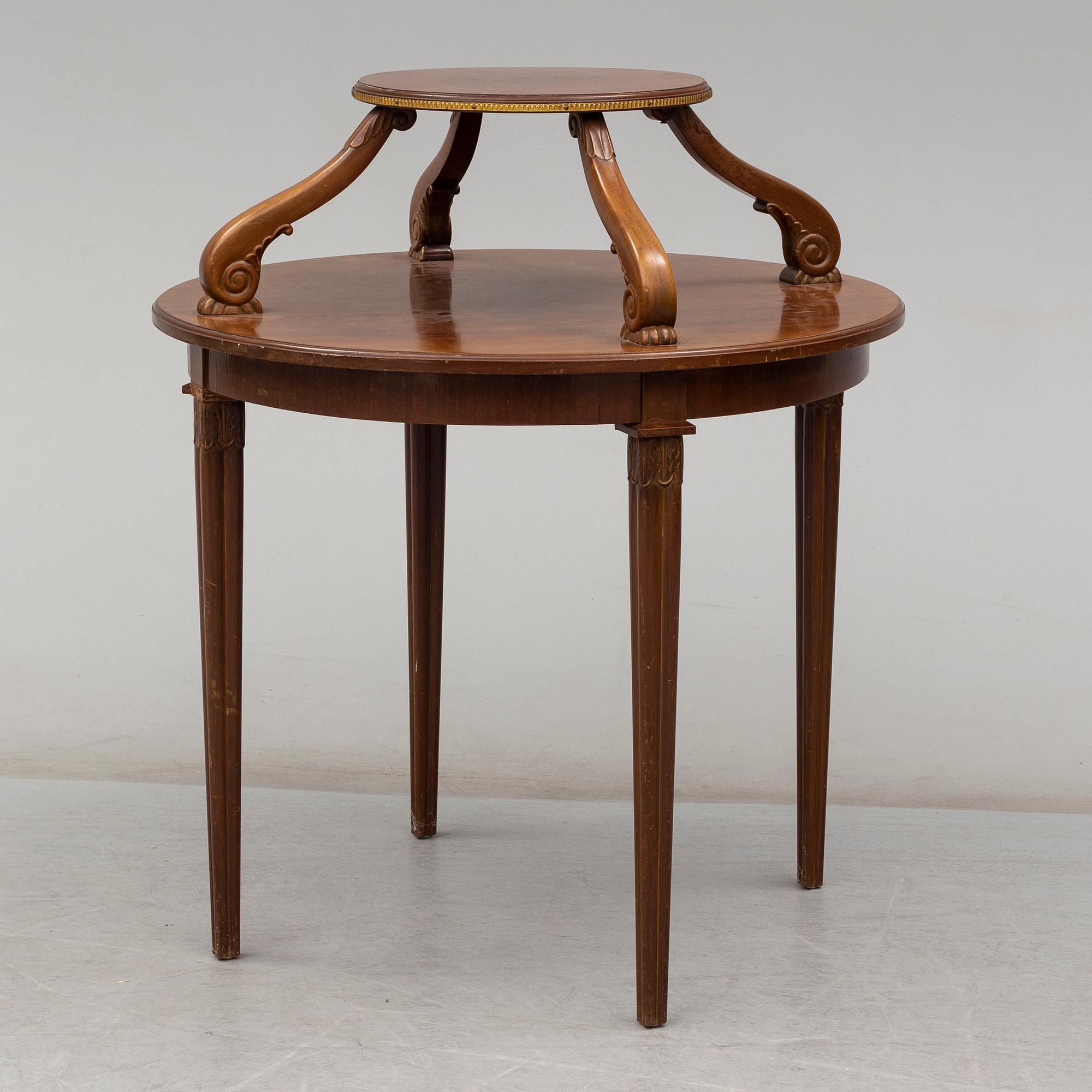An early 20th century table.