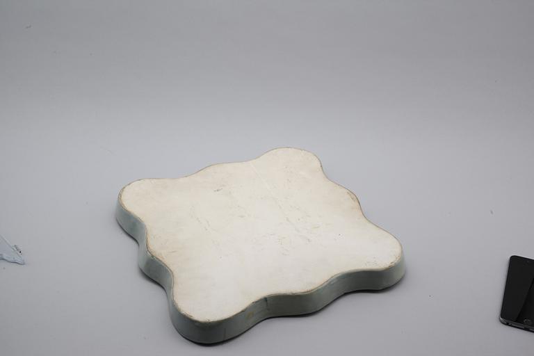 BRICKA, stengods, signerad Birger Kaipiainen, Arabia.