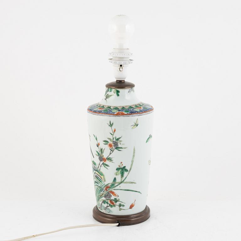 A Chinese porcelain table lamp, 20th Century.