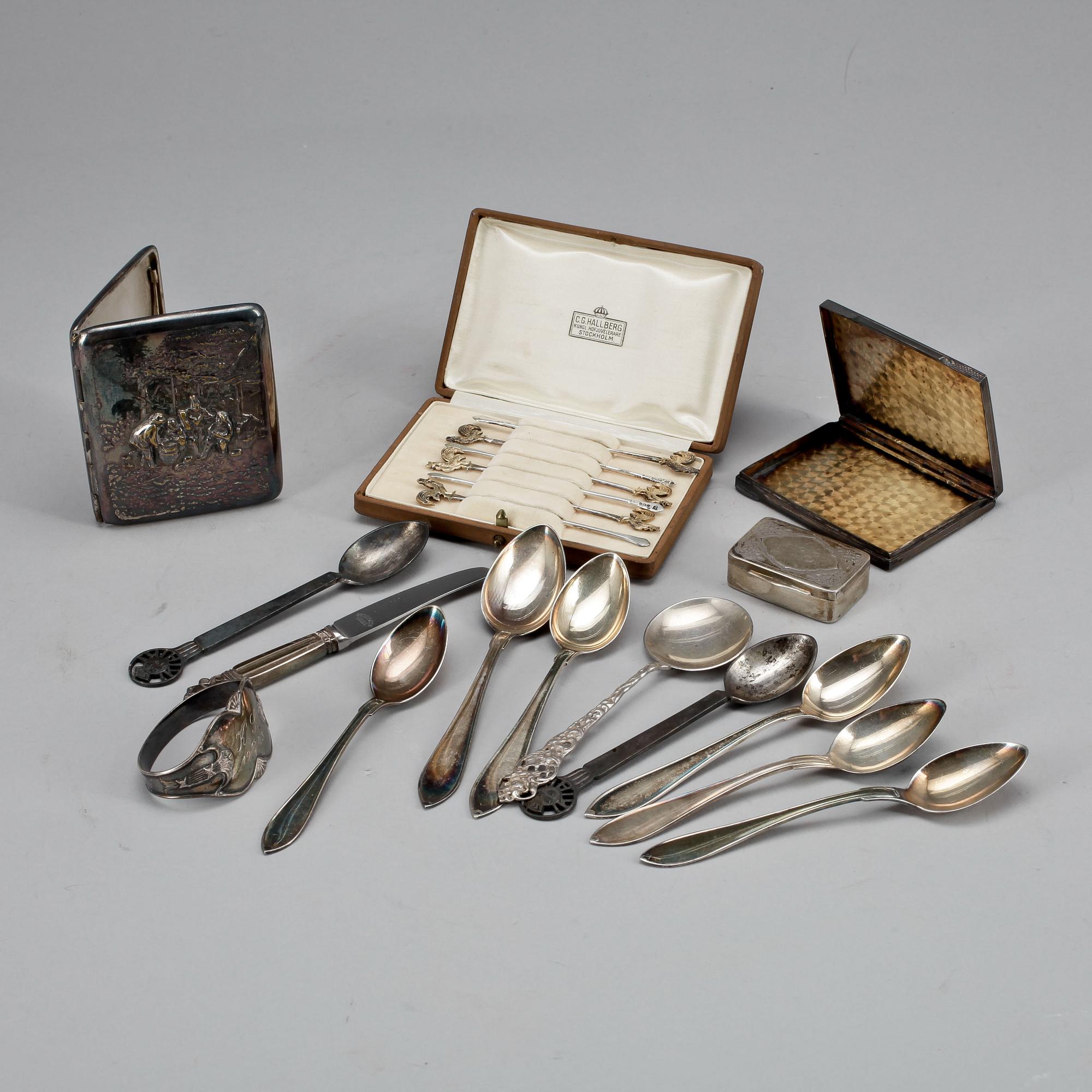 PARTI SILVER, 13 delar, bla Georg Jensen, Köpenhamn, Danmark. Totalvikt 255 gram.