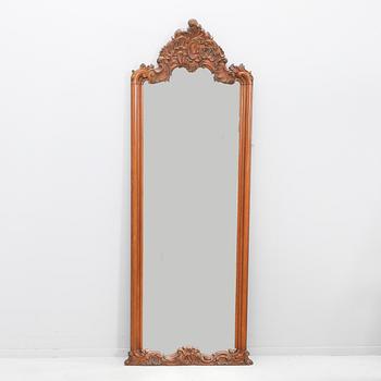 Mirror with console table, late 19th century Rococo Revival.