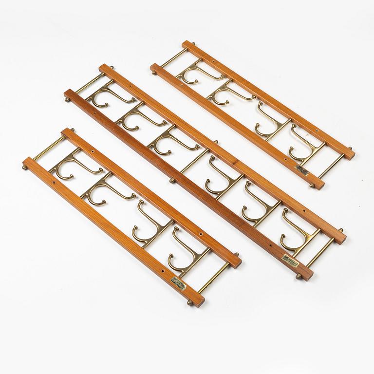 Klädhängare, 3 st, "Dekorativ", Skogslunds Metallgjuteri, Anderstorp, 1950/60-tal.