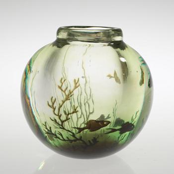 An Edward Hald 'Graal' glass vase, Orrefors 1938.