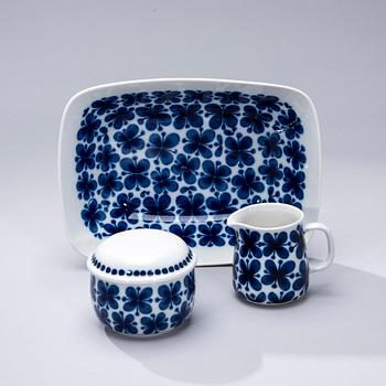 TEE-JA KAHVIKALUSTE, 34 osaa, posliinia, "Mon Amie" Marianne Westman.