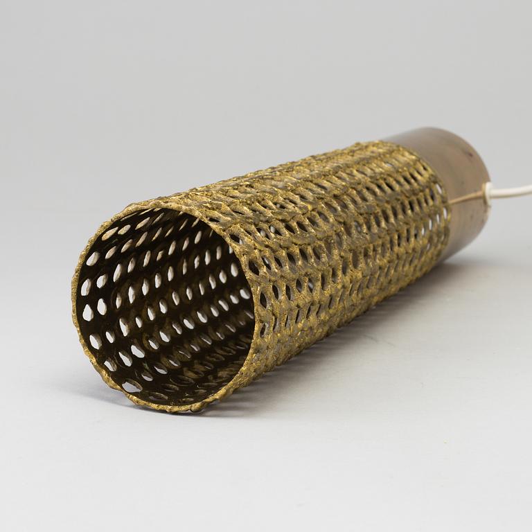 PIERRE FORSELL, table lamp, brass, Skultuna, second half of the 20th century.