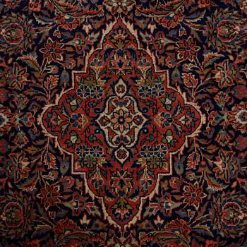 A rug, semi-antique Kashan, ca 204 x 138 cm.