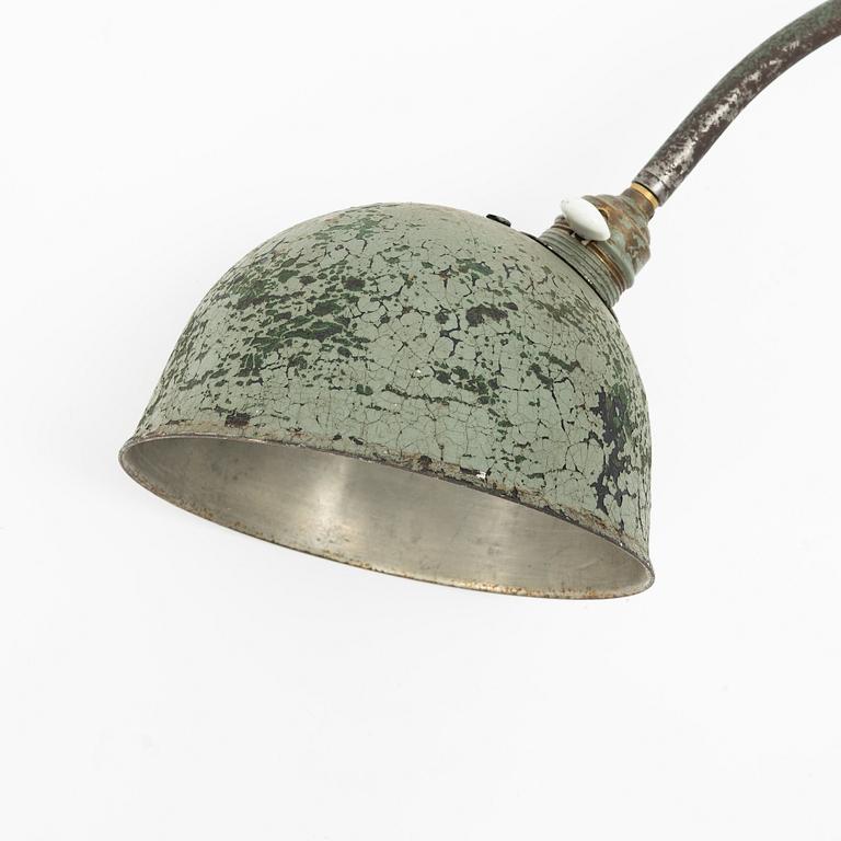 Industrilampa, 1900-talets mitt.