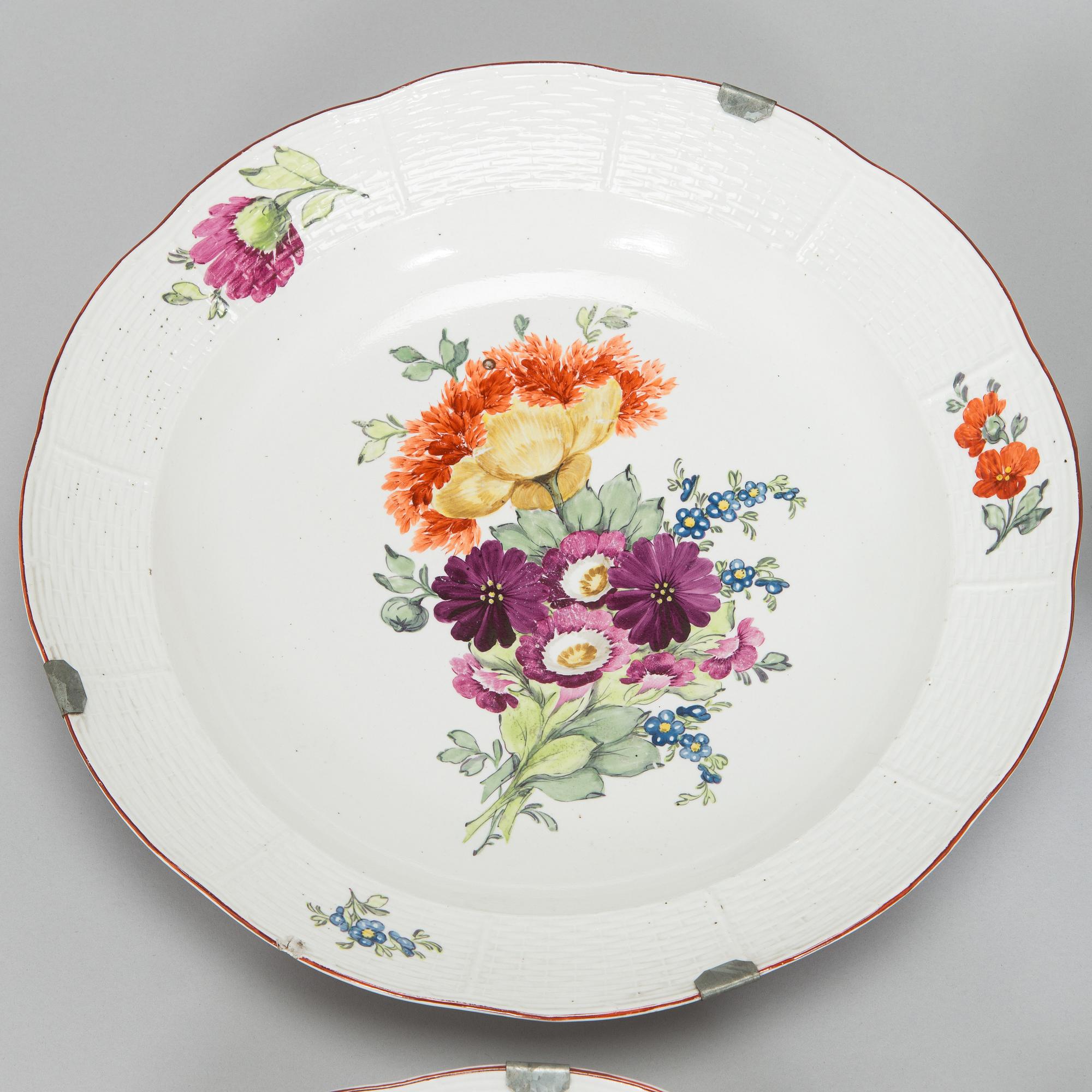 Four 18th-century porcelain dishes, Imperial porcelain manufactory, period of Empress Elisabeth I, Saint Petersburg.