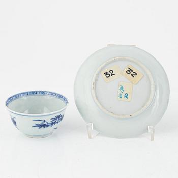 A blue and white porcelain dish, cup and saucer, China, Qing dynasty, 18th century.