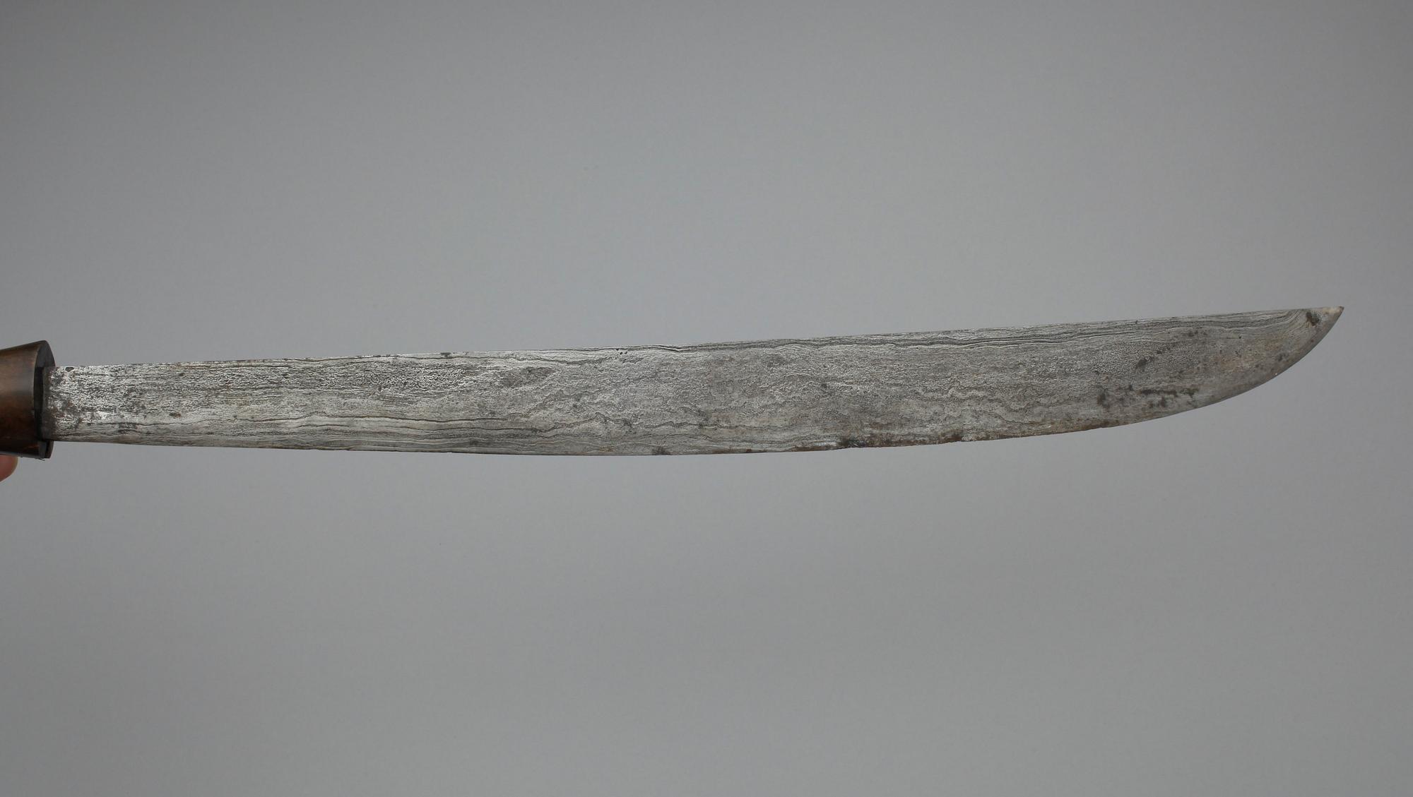 DOLK samt KLEWANGER, 4 st, Indonesien, 1900-talets början.