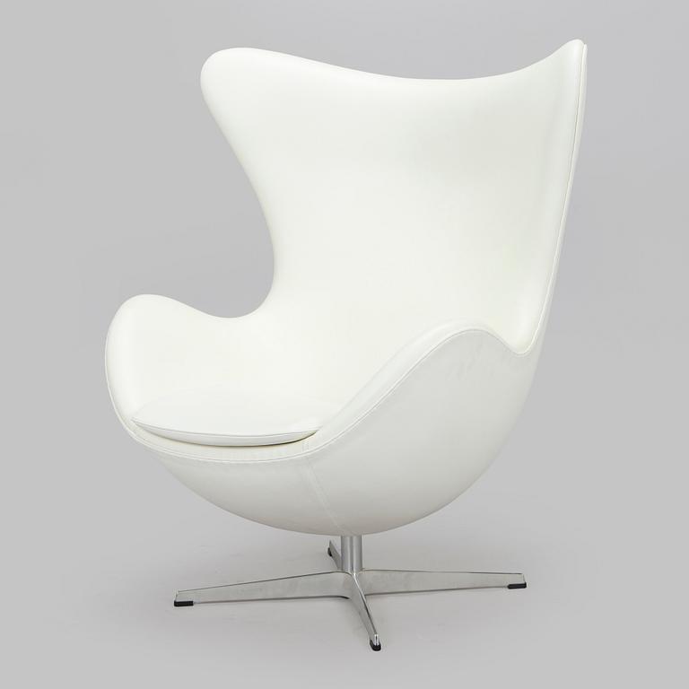 Arne Jacobsen, nojatuoli, "Egg", Fritz Hansen, Tanska 2018.