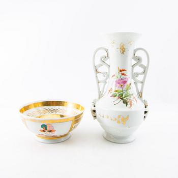 Vase and bowl Russia mid/second half of the 19th century porcelain.