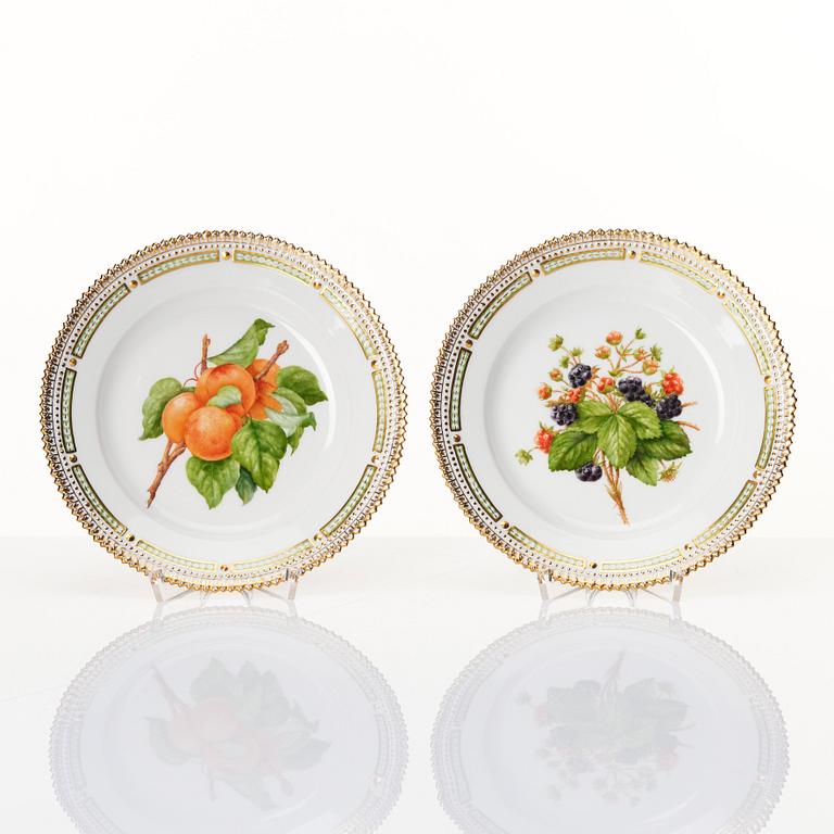 A set of 12 Royal Copenhagen fruit dishes, Denmark, 20th Century.