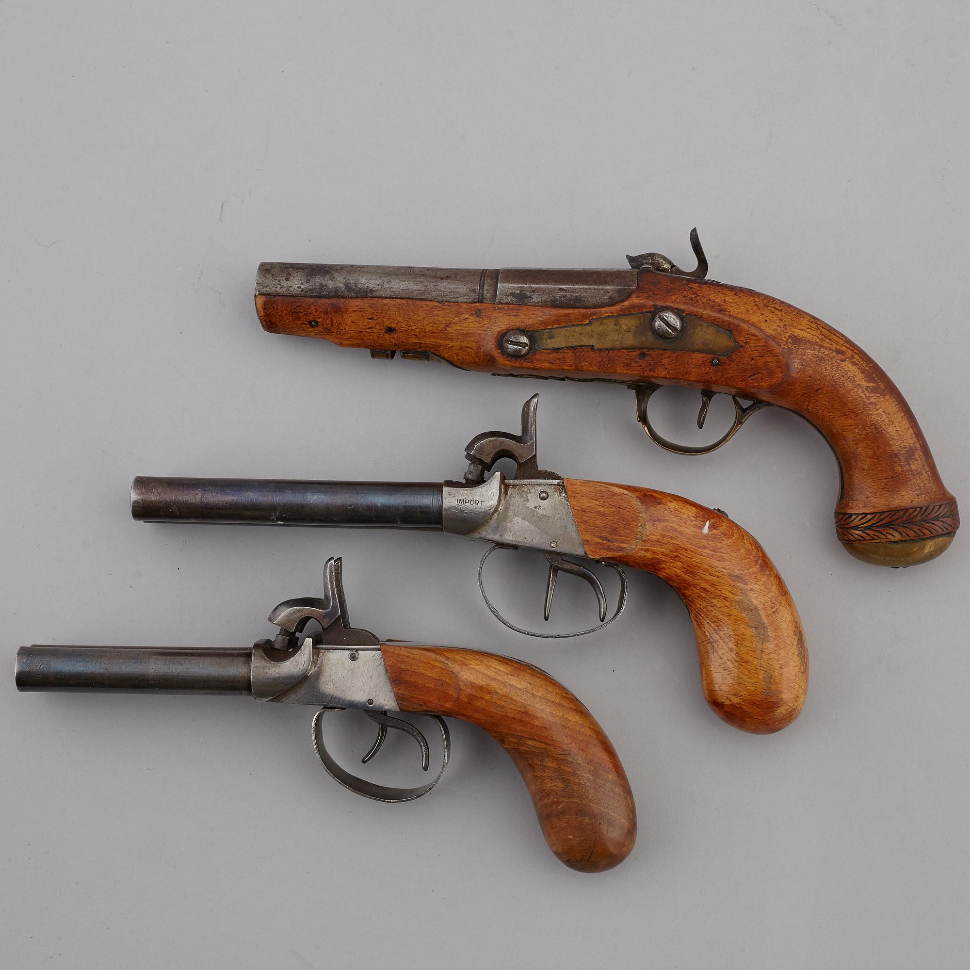 SLAGLÅSPISTOLER, 3 st, 1800-tal.
