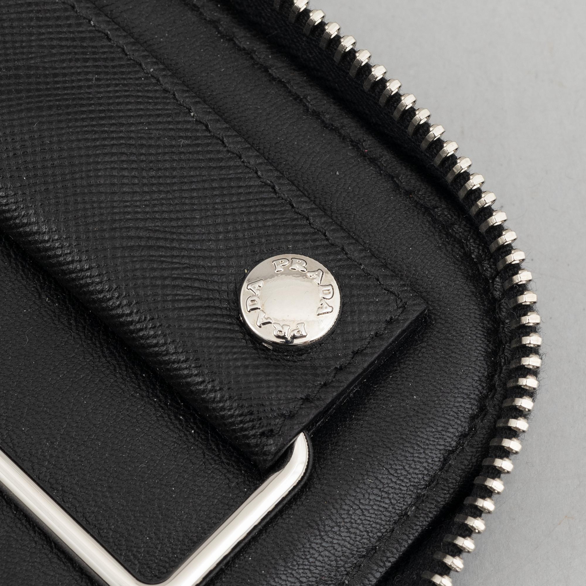 Prada, tie-case.
