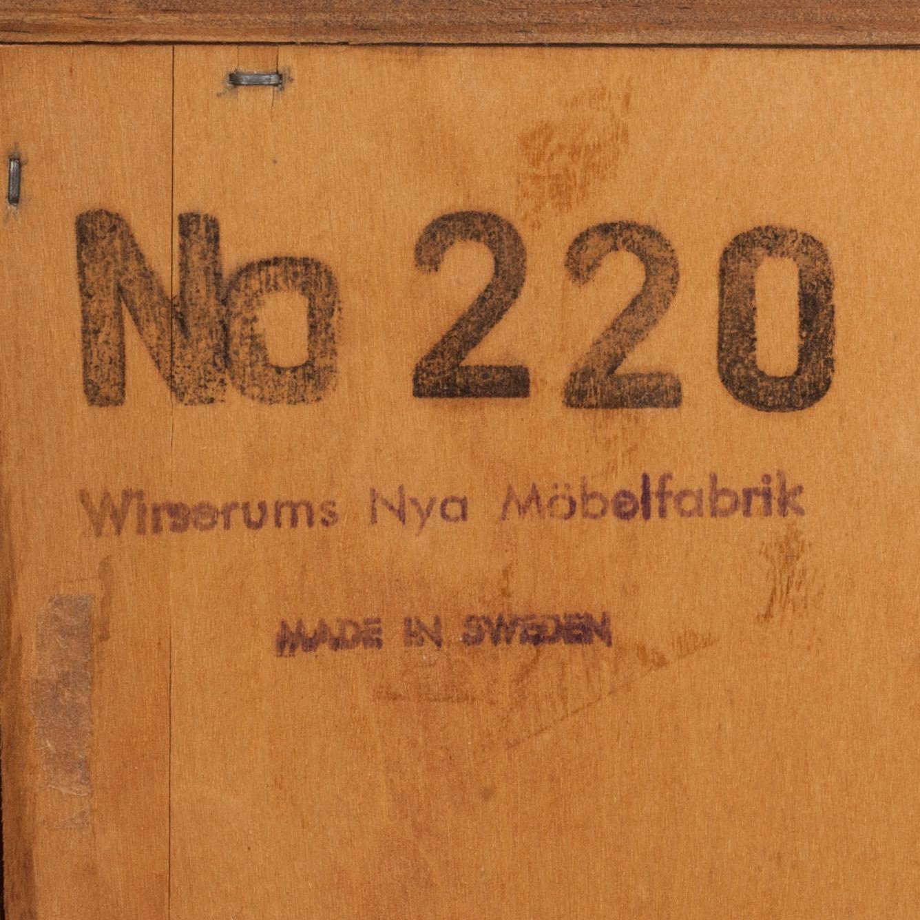 BOKHYLLA, 2 delar. Wirserums Nya Möbelfabrik, Hultarp, 1960/70-tal.