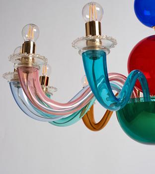 Gio Ponti, a contemporary 12 light chandelier, for Venini, Italy.