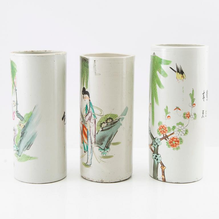 A set of three Chinese vases, 20th century.