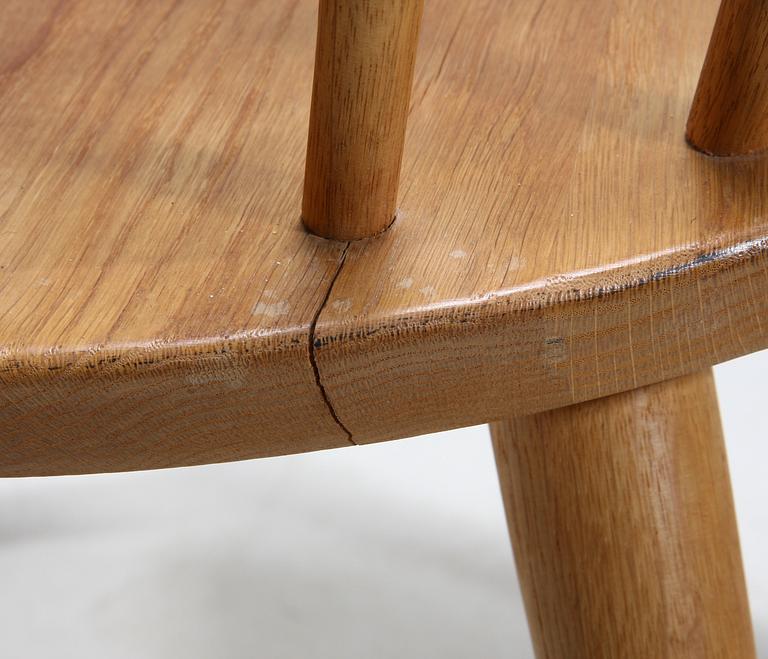 KARMSTOL, "Arka" Yngve Ekström. Modellen formgiven 1955.