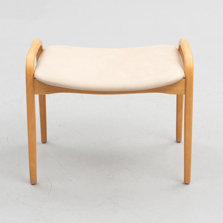 Yngve Ekström, fåtölj med fotpall, "Lamino", Swedese, tidigt 2000-tal.