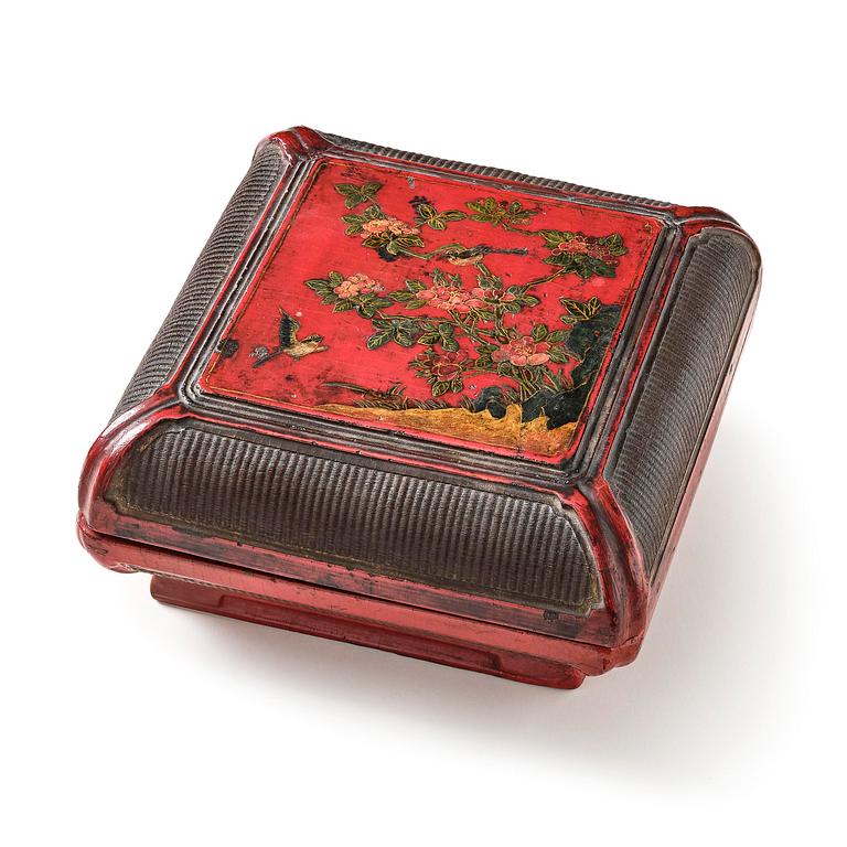 A red lacquer box, Ming dynasty, 16th century.