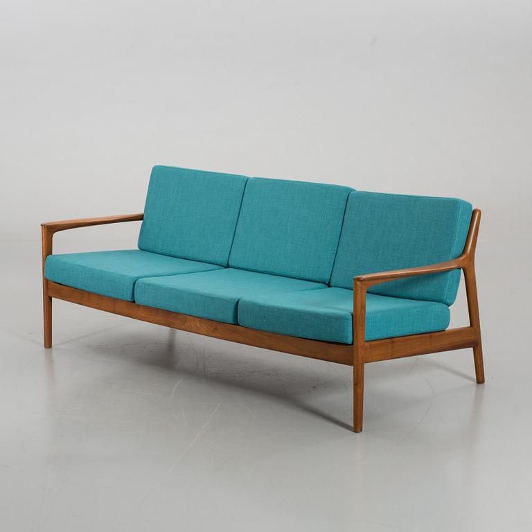 FOLKE OHLSSON, A SOFA "USA 75" FOR DUX. SWEDEN.