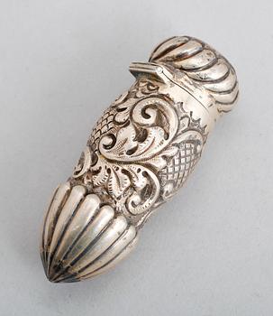 LUKTDOSA, silver, England.