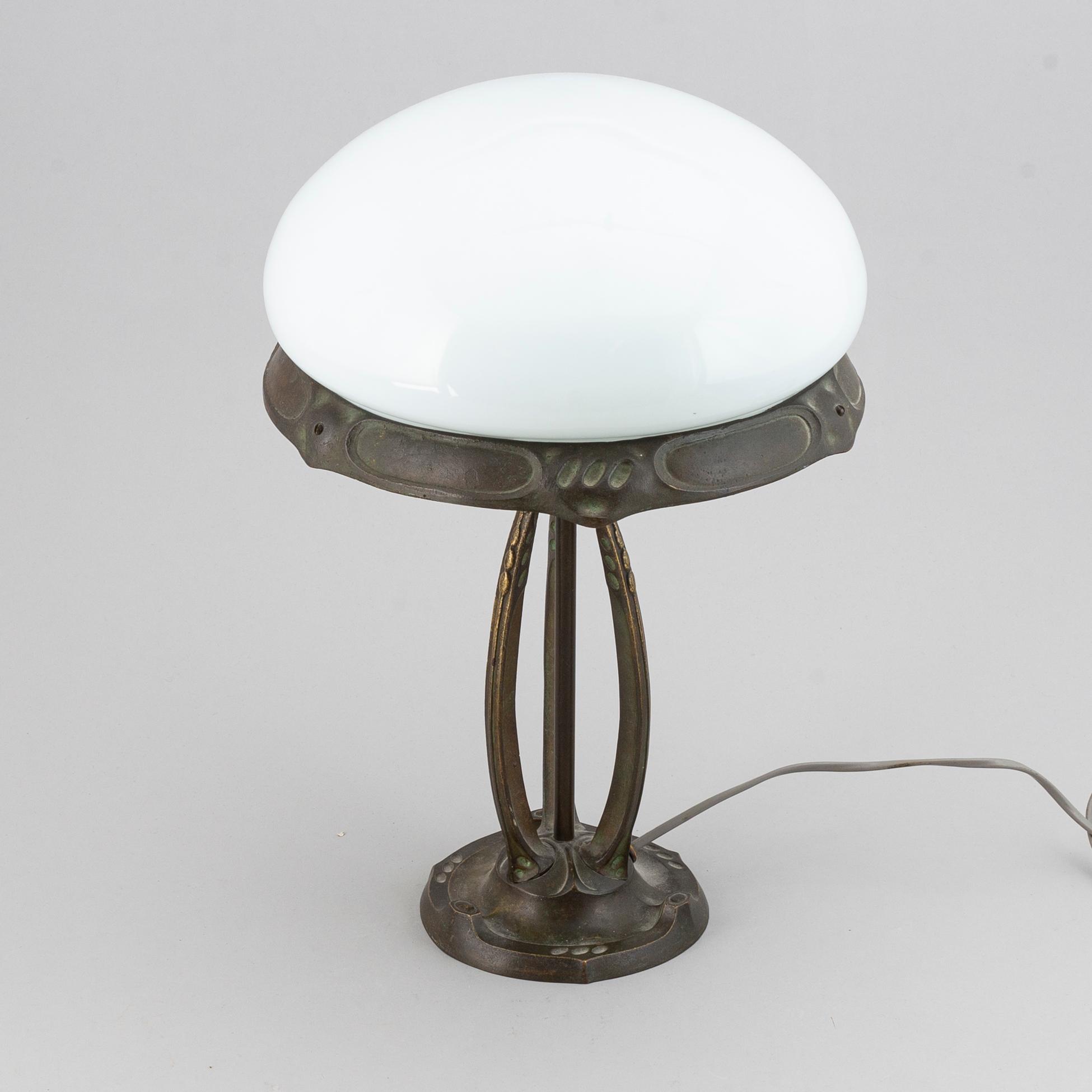 BORDSLAMPA, jugend, tidigt 1900-tal.