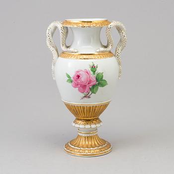 A MEISSEN PORCELAIN VASE, mid 20th century.