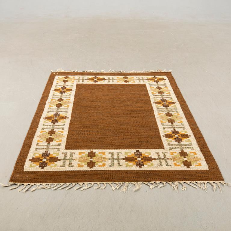 Rug flat weave signed FF (Swedish design: the company AB Fredrik Fiedler) woven in Portugal, approximately 202x136 cm.