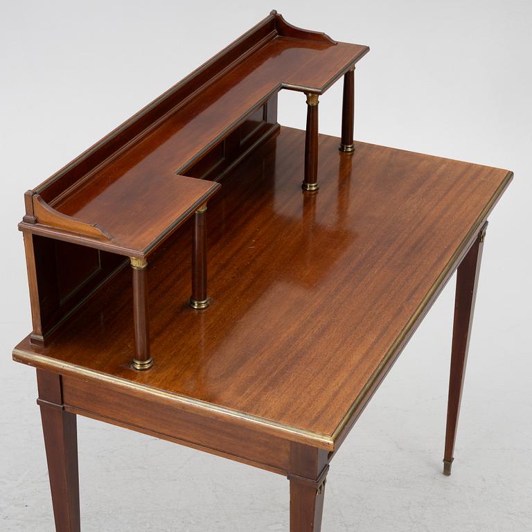A Georgian style desk, mid 20th century.